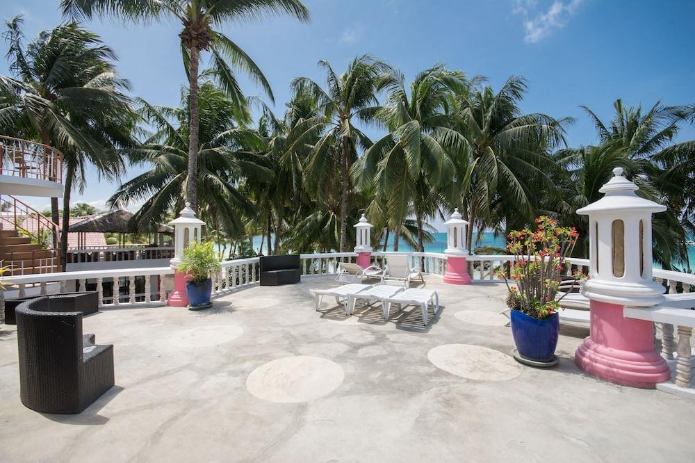Nigi Nigi Too Beach Resort Balabag  Buitenkant foto